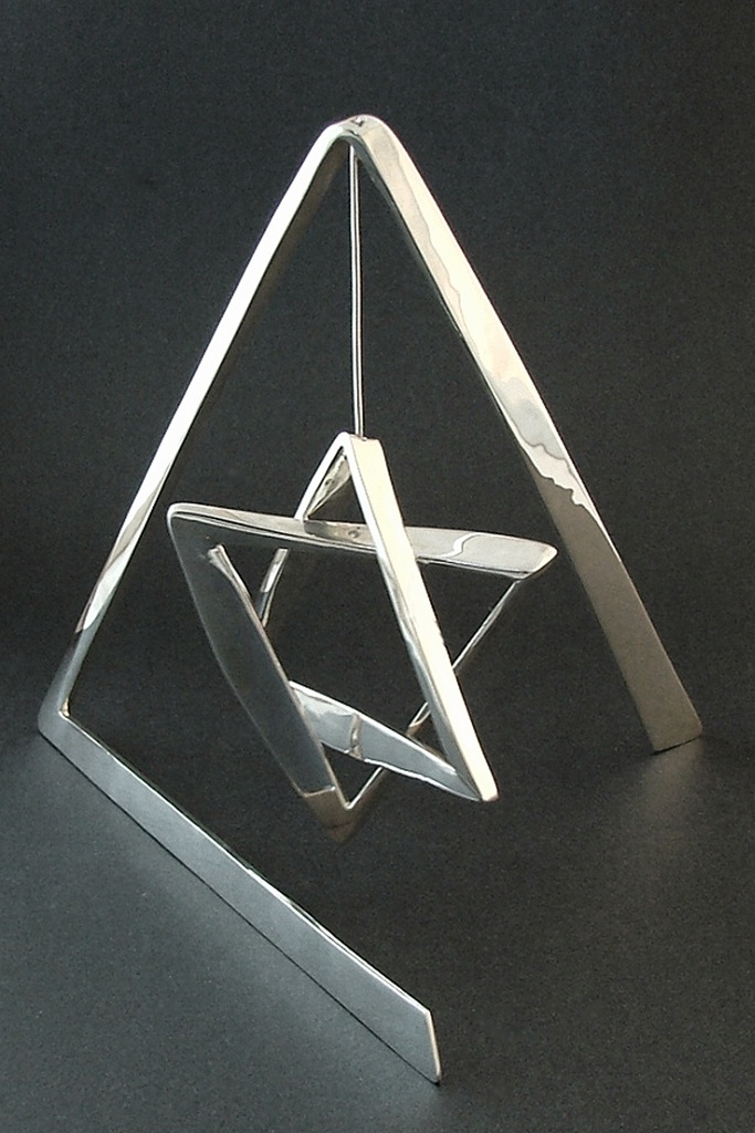 Web3 Sterling Silver 'Star of David' Stabile 11x11x11inches